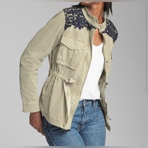 Gap belted utility jacket with lace